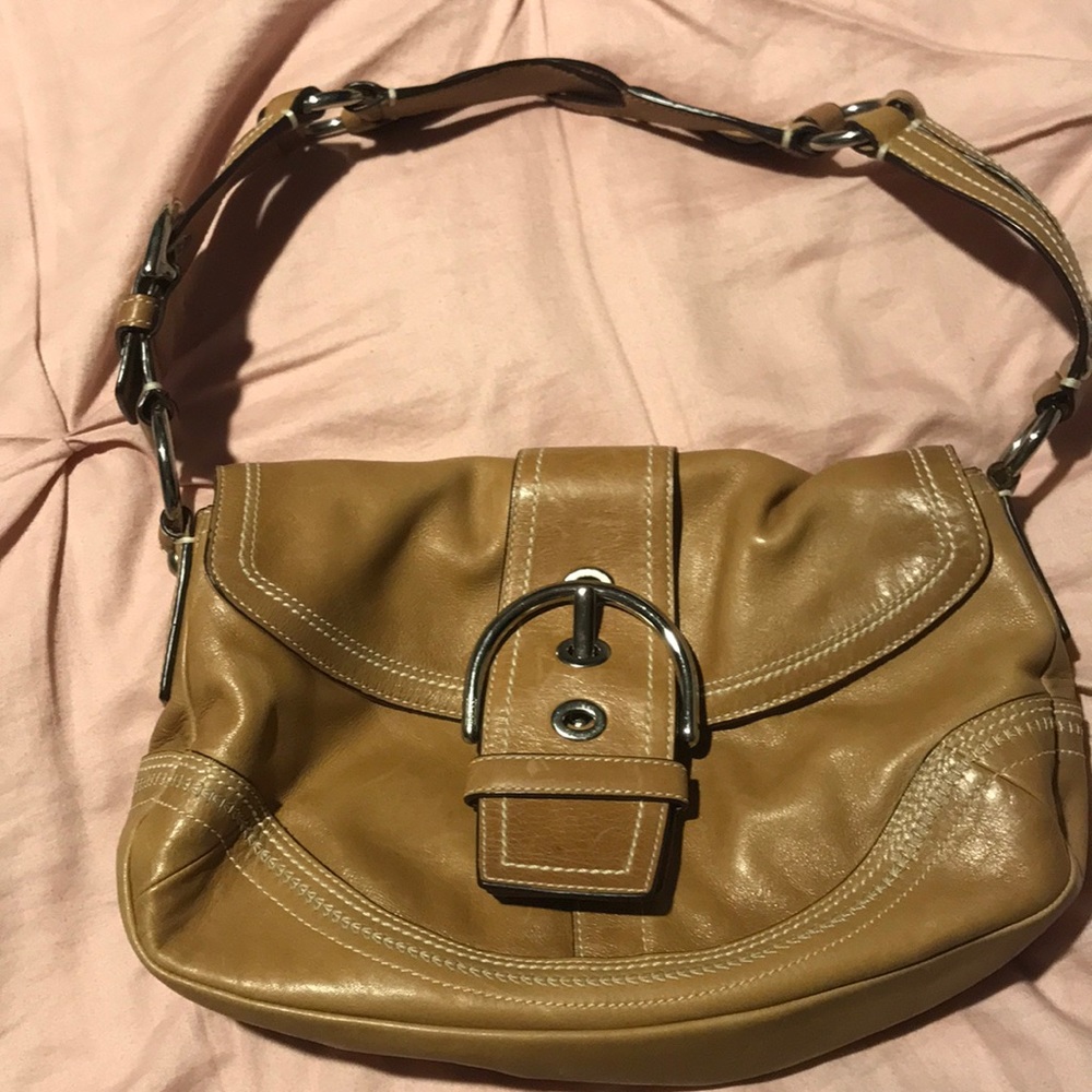Camel colored Coach Hobo.  Like new.